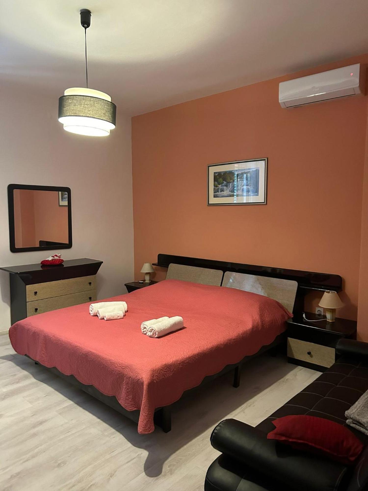 Forum 2Br Apartment In Old Town Apartment